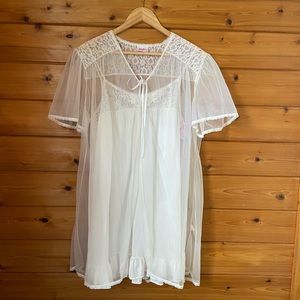 vintage ivory peignoir set